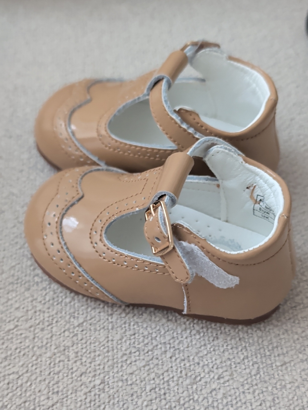 Classic Toddler Mary Jane Shoes in Tan Size 18